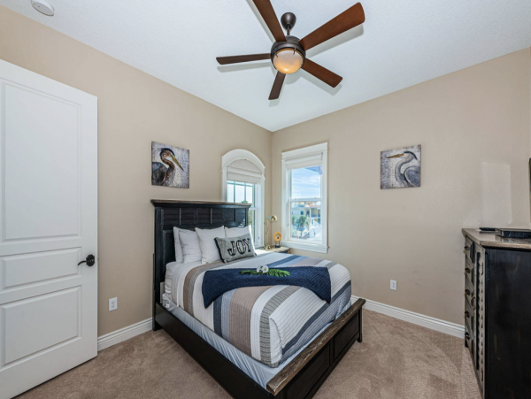 Treasure Island 6 Bedroom Home Pool & Views